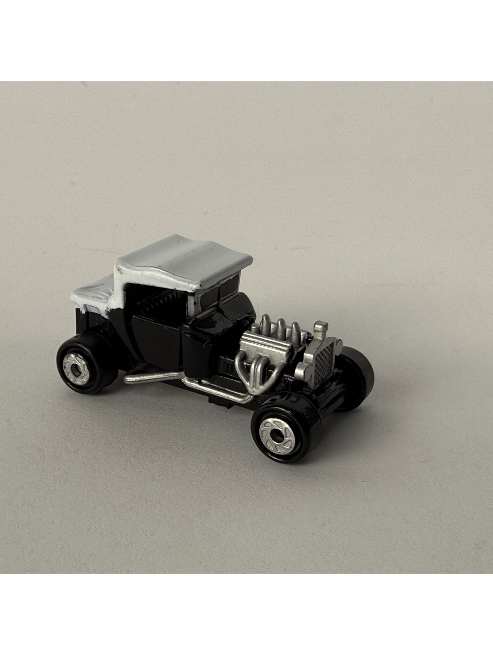 Galoob Micro Machines Ford T-Bucket Roadster Hot Rod Miniature Car